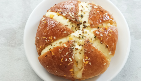 KOREAN GARLIC CHEESE