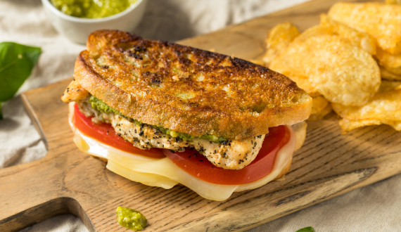 PESTO CHICKEN